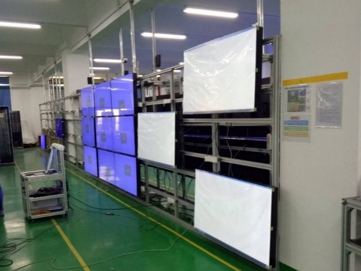 instalare video wall LCD