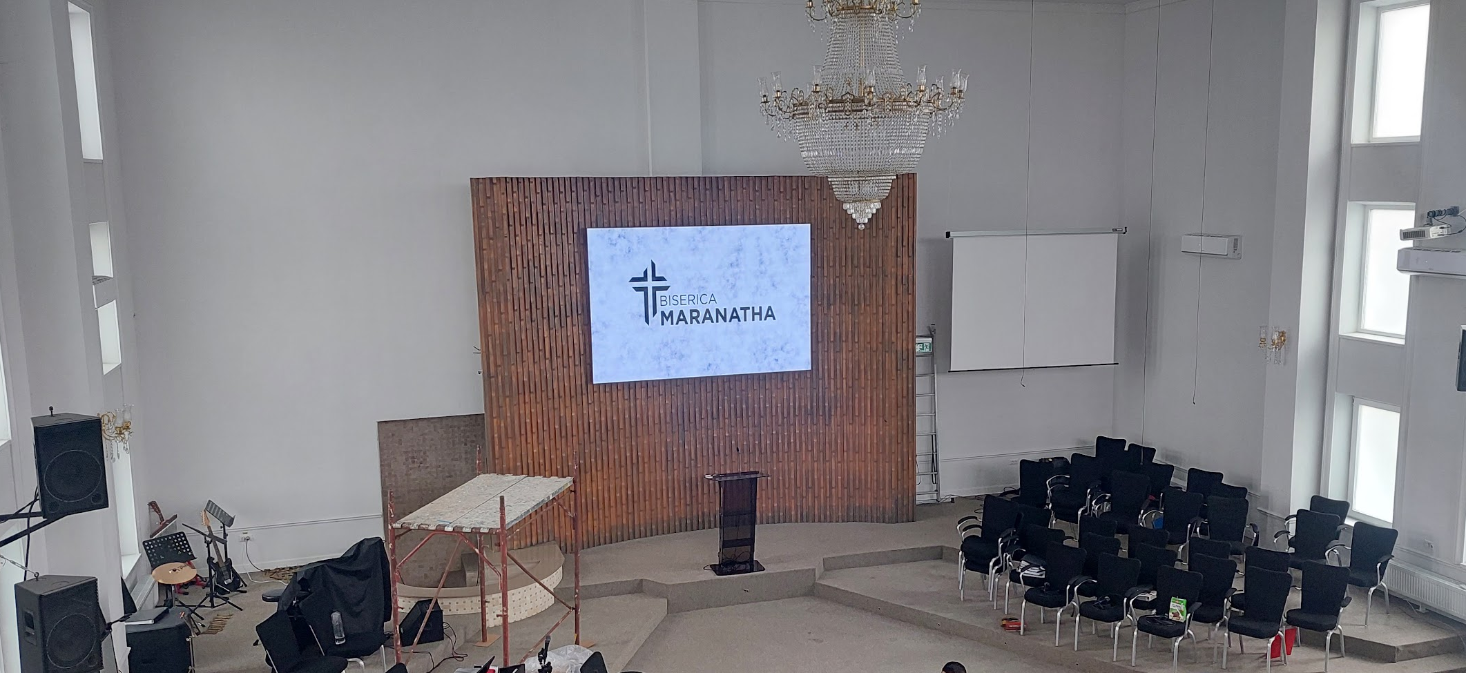 Ecran LED P2.5mm pentru biserica