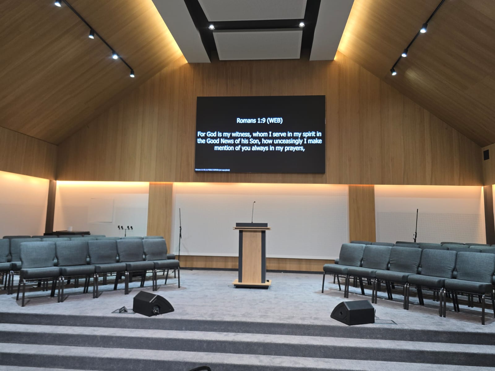 Ecran LED P2.5mm biserica
