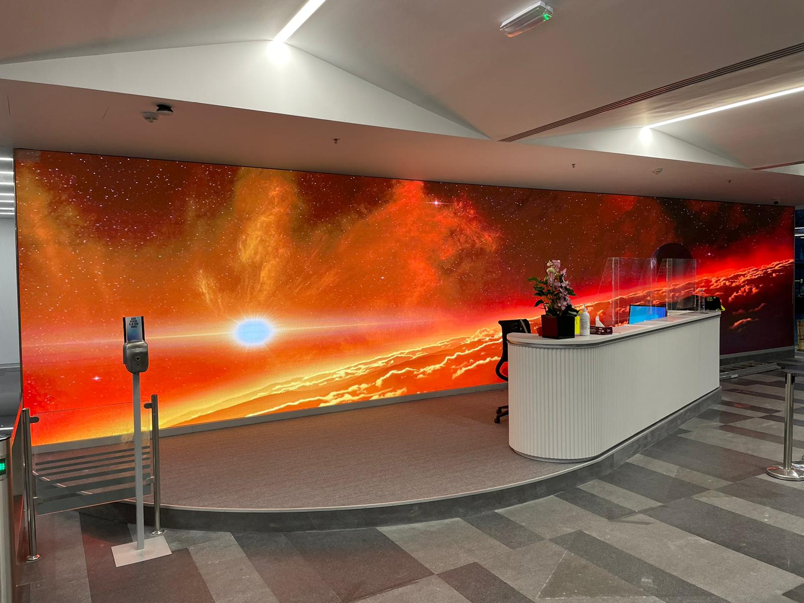 Ecran LED receptie hotel - EcraneLED.ro